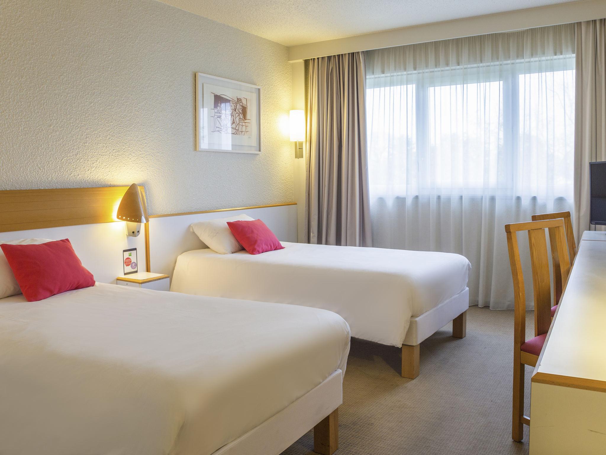 Hotel Ibis Styles Tours Sud Chambray-lès-Tours Esterno foto